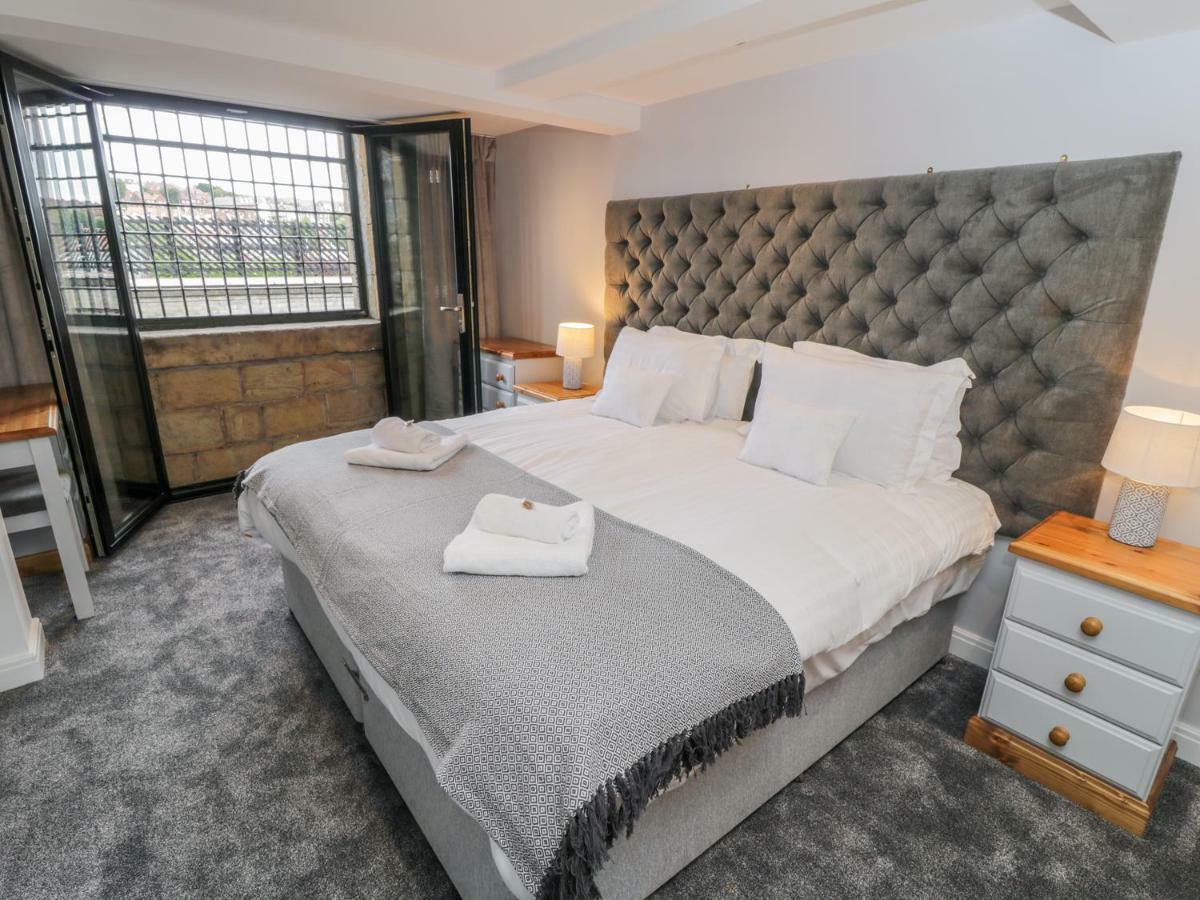 Blue Peter Engine Shed Apartment วิทบี ภายนอก รูปภาพ